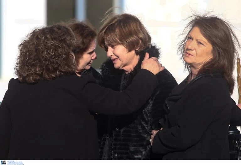 Δολοφονία Τοπαλούδη: Στο νοσοκομείο η μητέρα της – Κατέρρευσε στο δικαστήριο